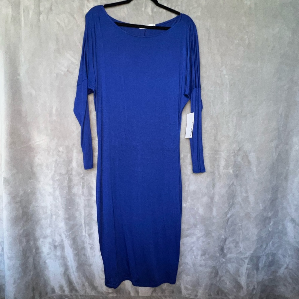 NEW WITH TAGS.    JUSTFAB Dolman Dress. Size: M. Color: Bell Bottom Blue